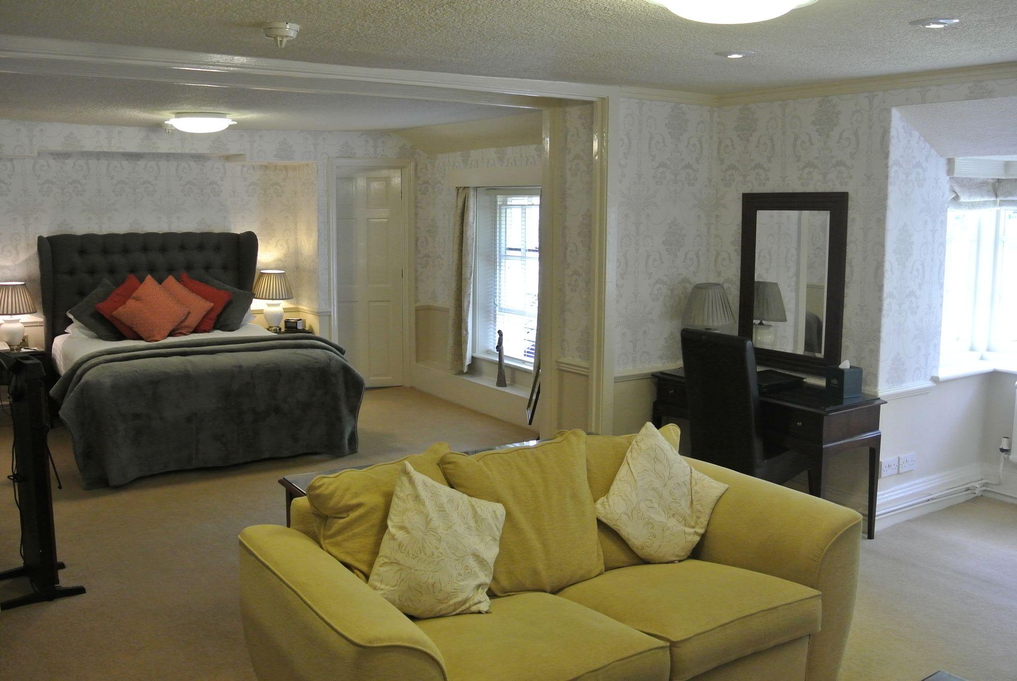 Crown Hotel Wetheral คาร์ลไอเอิล ภายนอก รูปภาพ